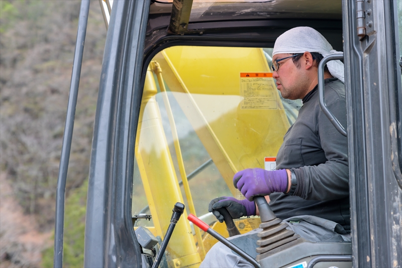 間知ブロック積工・玉石積工・型枠工なら岐阜県関市の株式会社鈴木建設